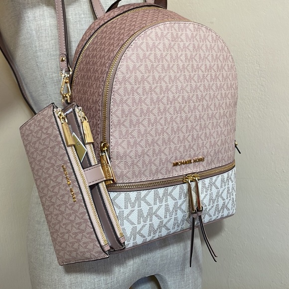 2pc Michael Kors MK backpack double zip phone wallet wristlet - Picture 8 of 9